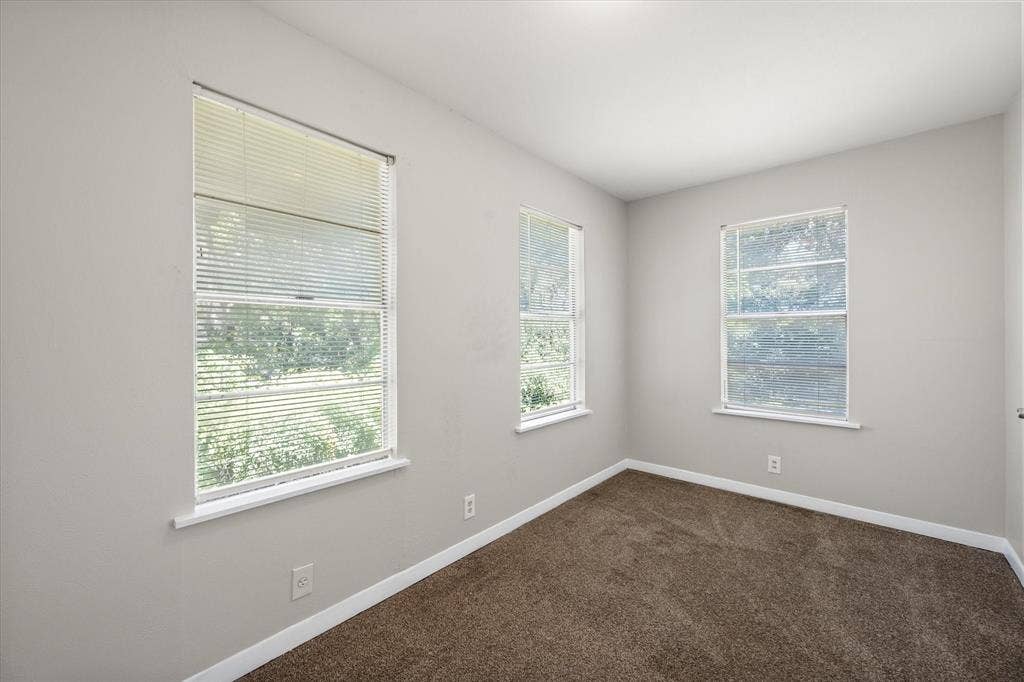 2716 Scruggs Park Drive, Richland Hills, TX 76118
