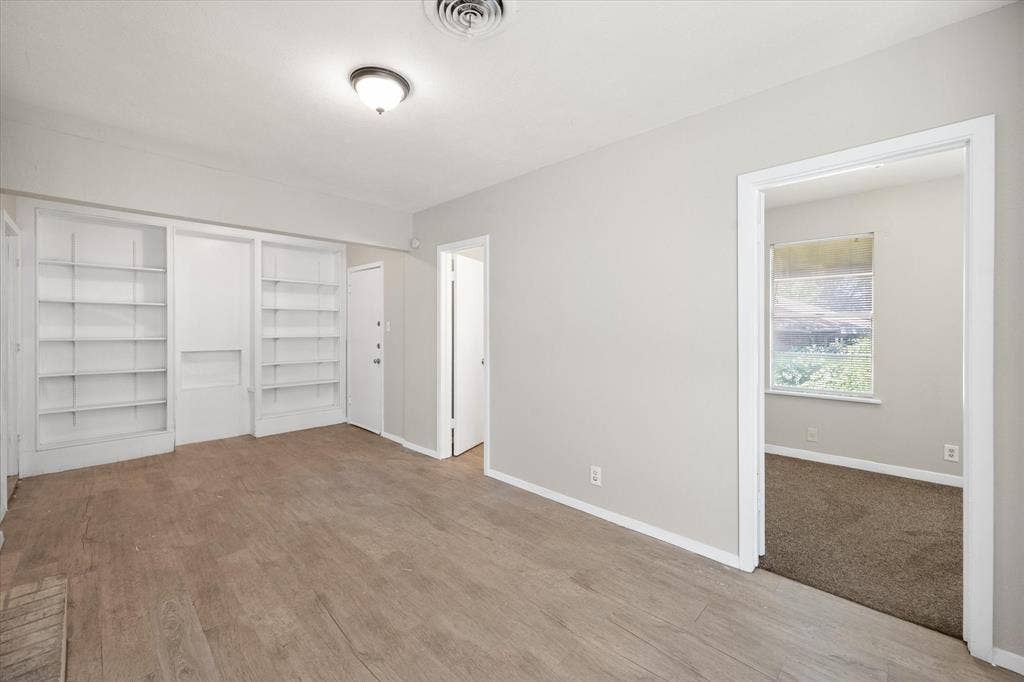 2716 Scruggs Park Drive, Richland Hills, TX 76118
