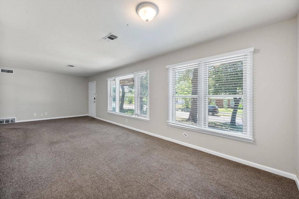 2716 Scruggs Park Drive, Richland Hills, TX 76118