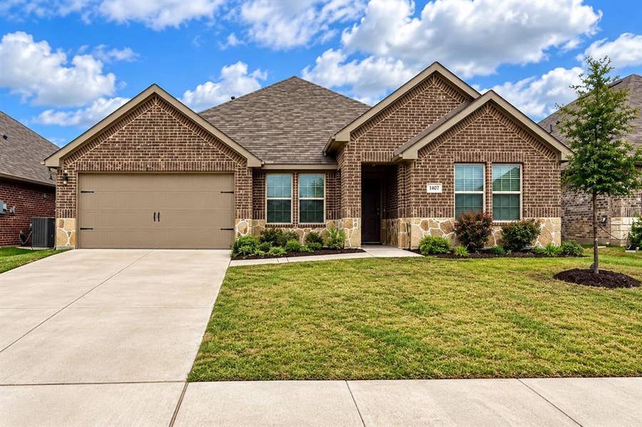 Property photo for 147 Mapleoak Drive, Caddo Mills, TX