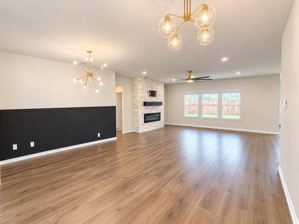 147 Mapleoak Drive, Caddo Mills, TX 75135