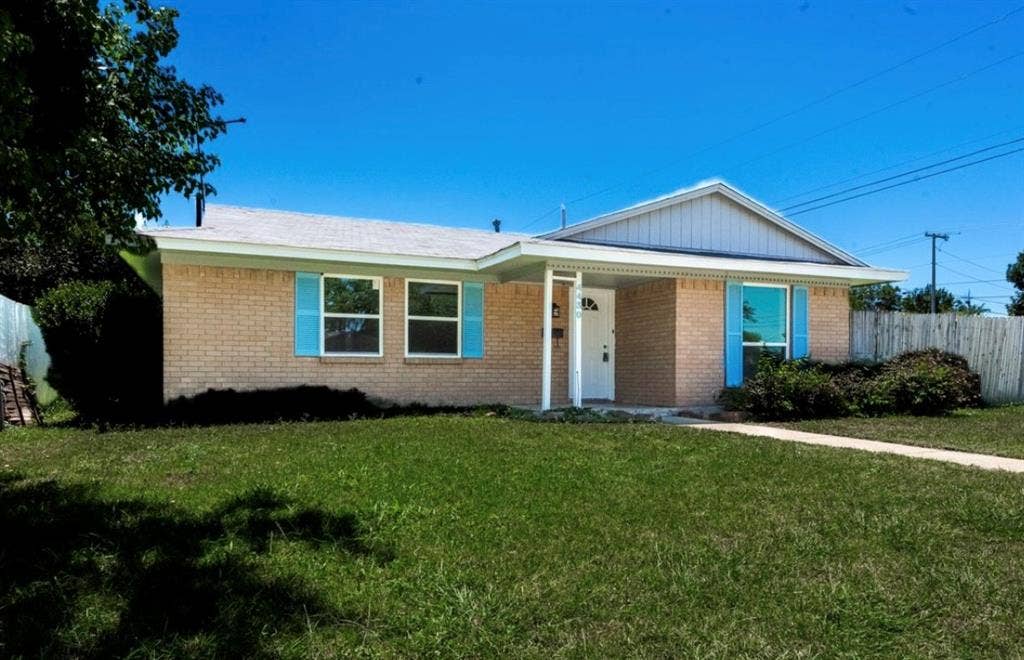 4430 Windsor Drive, Garland, TX 75042 4430 Windsor Drive, Garland, TX 75042