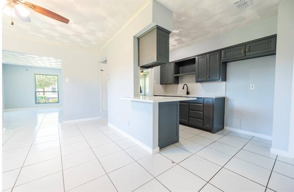 4430 Windsor Drive, Garland, TX 75042 4430 Windsor Drive, Garland, TX 75042