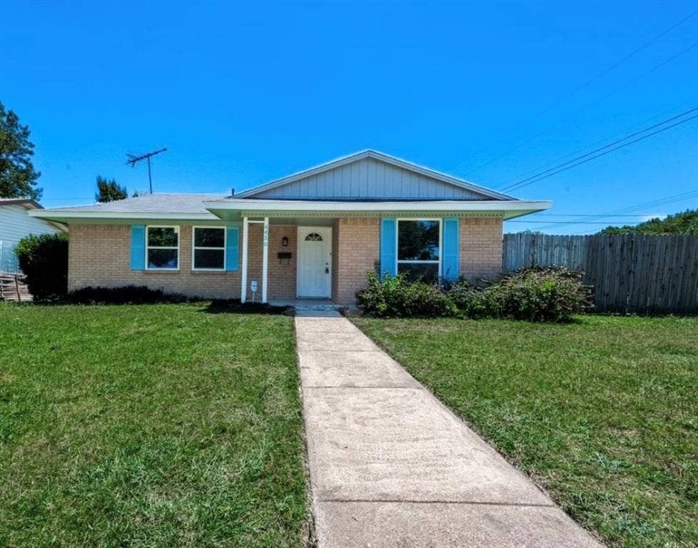 4430 Windsor Drive, Garland, TX 75042 4430 Windsor Drive, Garland, TX 75042