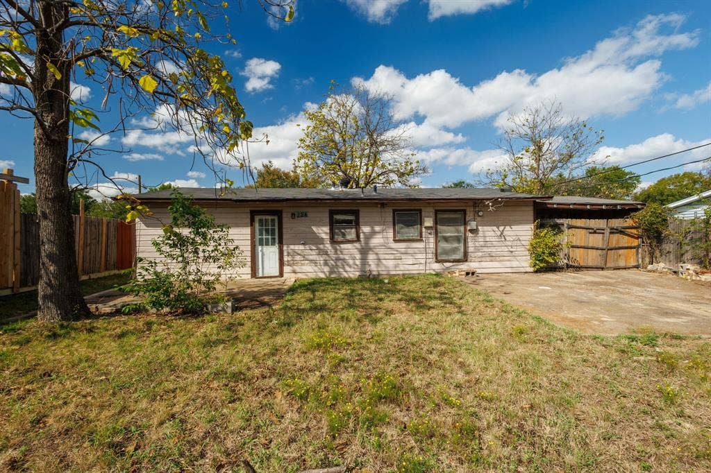 124 Rio Rita Drive, Garland, TX 75040 124 Rio Rita Drive, Garland, TX 75040