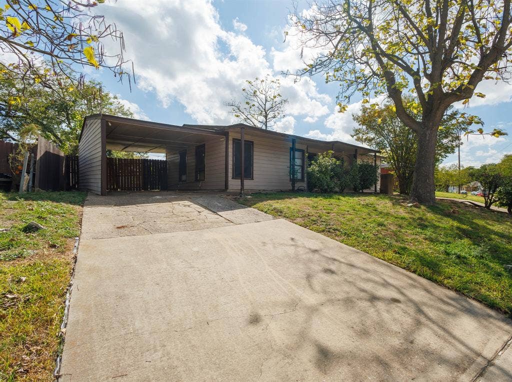 124 Rio Rita Drive, Garland, TX 75040 124 Rio Rita Drive, Garland, TX 75040