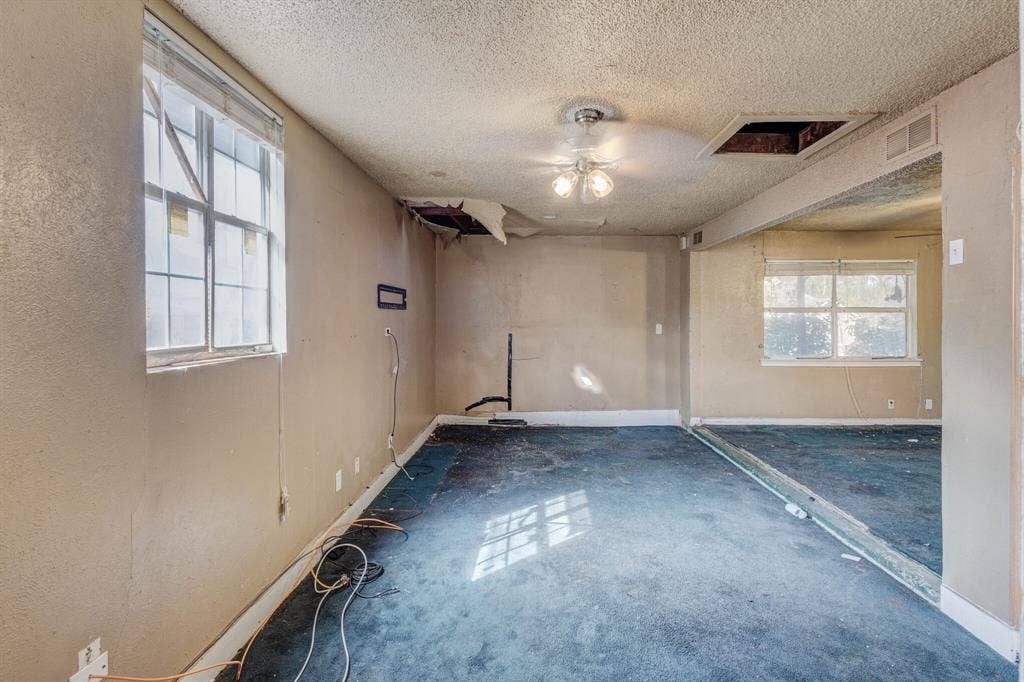 124 Rio Rita Drive, Garland, TX 75040 124 Rio Rita Drive, Garland, TX 75040