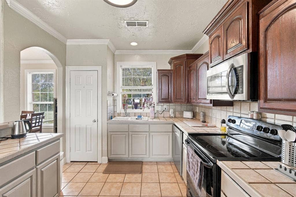 1460 Palmyra Road, Palmer, TX 75152 1460 Palmyra Road, Palmer, TX 75152