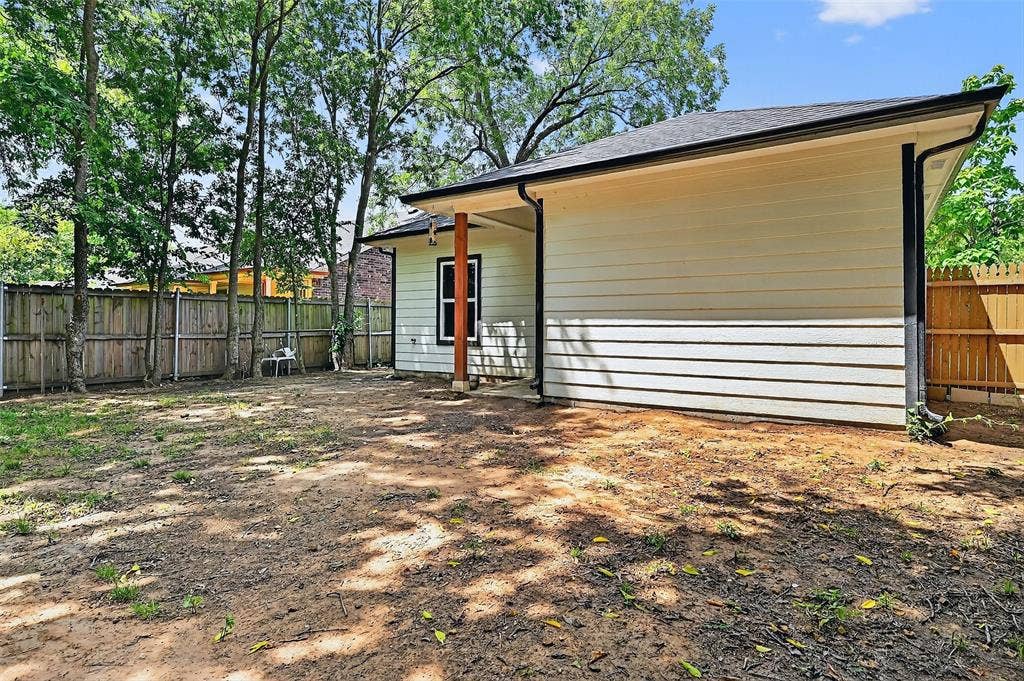 515 N East Street, Sherman, TX 75090