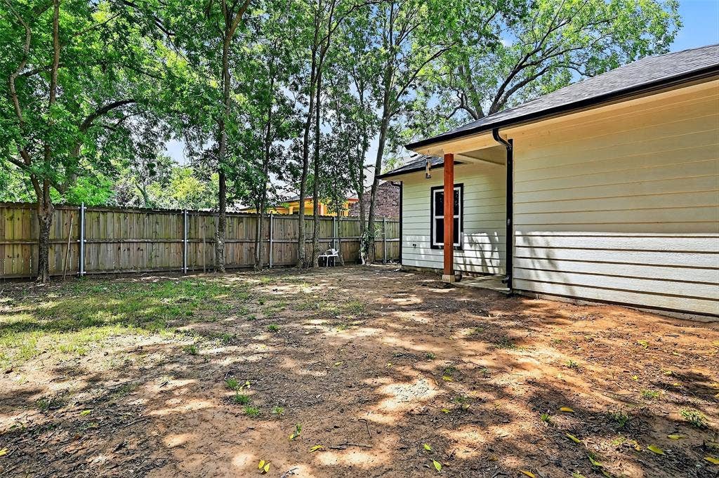 515 N East Street, Sherman, TX 75090