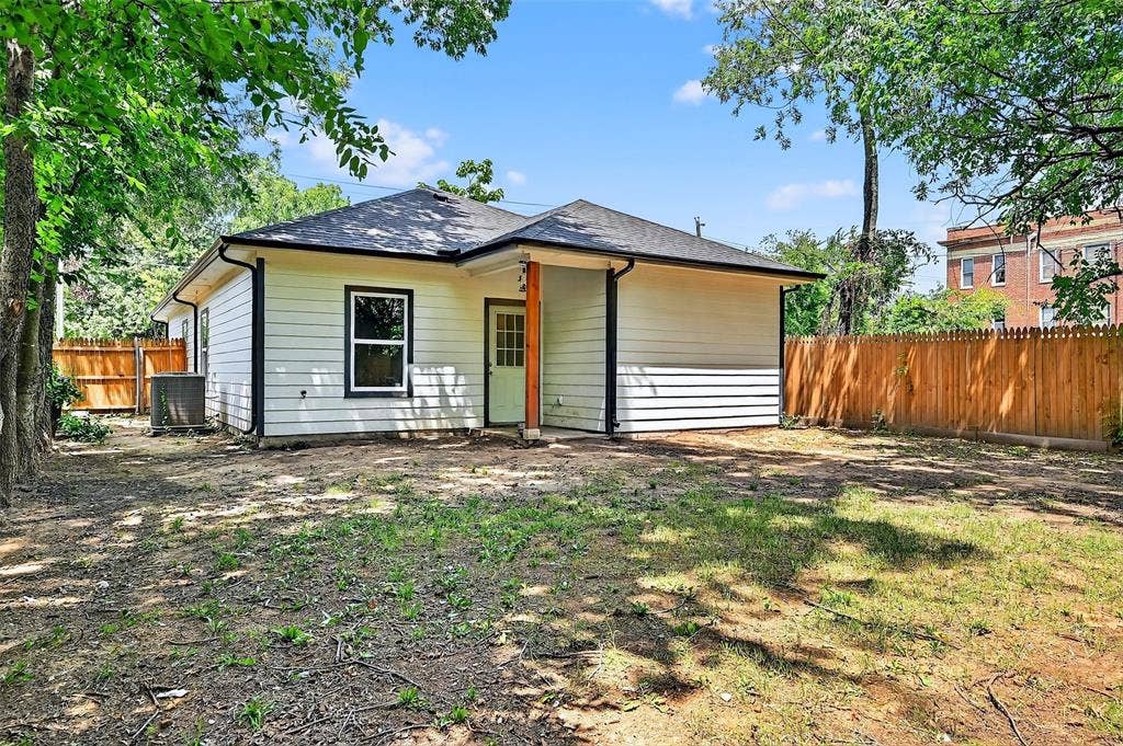 515 N East Street, Sherman, TX 75090