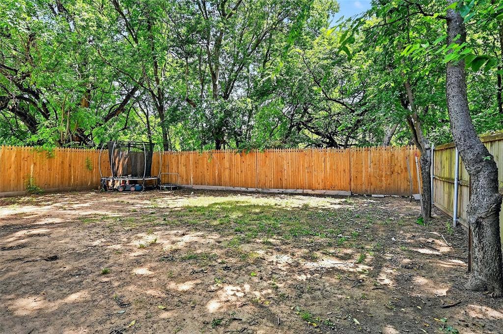 515 N East Street, Sherman, TX 75090