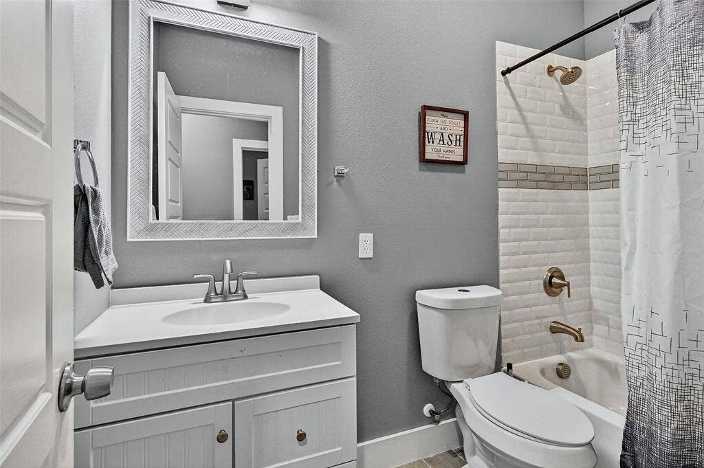 515 N East Street, Sherman, TX 75090