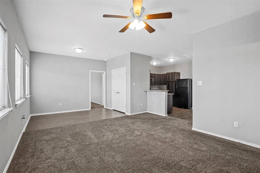 609 Meadow View Court, #202, Denton, TX 76207