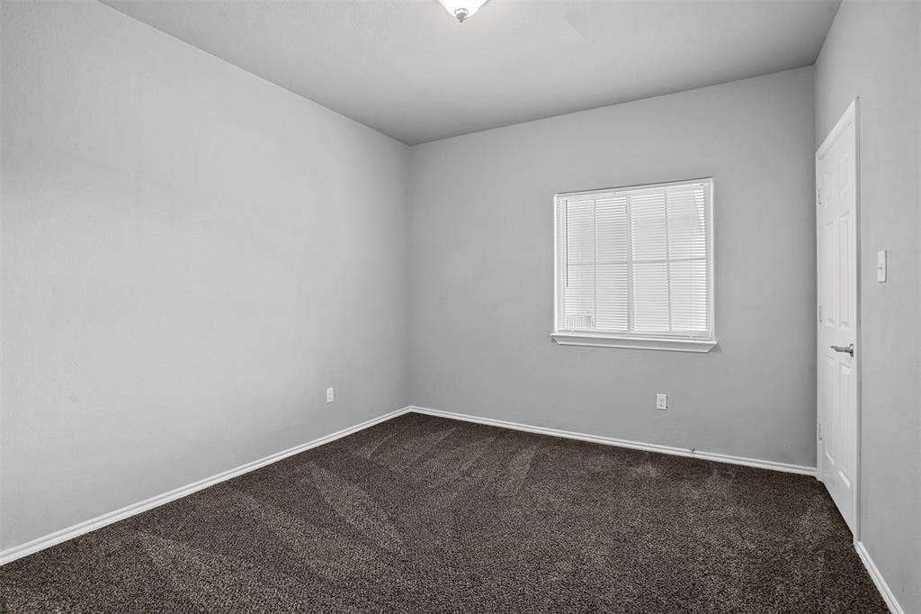 609 Meadow View Court, #202, Denton, TX 76207