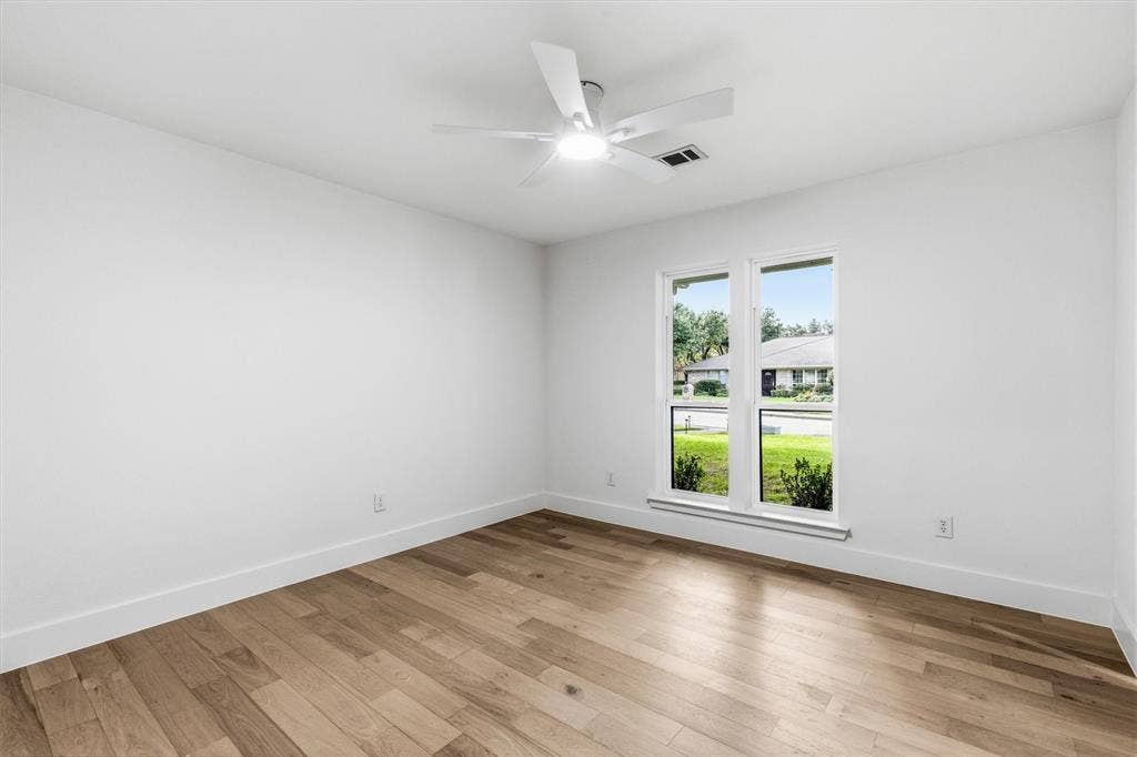 7031 Hunters Ridge Drive, Dallas, TX 75248 Bedroom 4