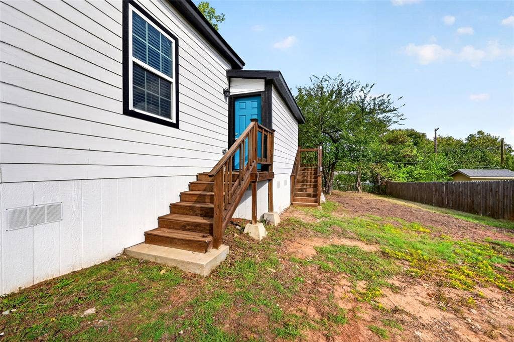 711 W Munson Street, Denison, TX 75020