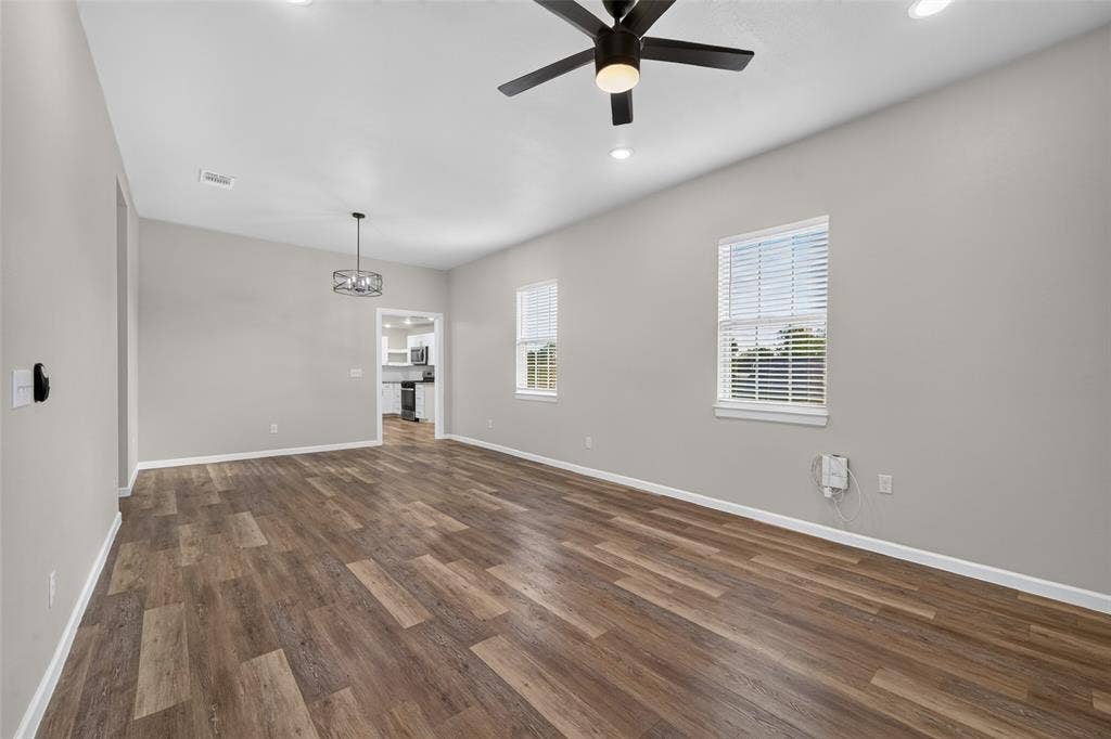 711 W Munson Street, Denison, TX 75020