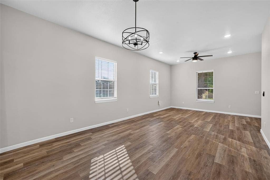 711 W Munson Street, Denison, TX 75020