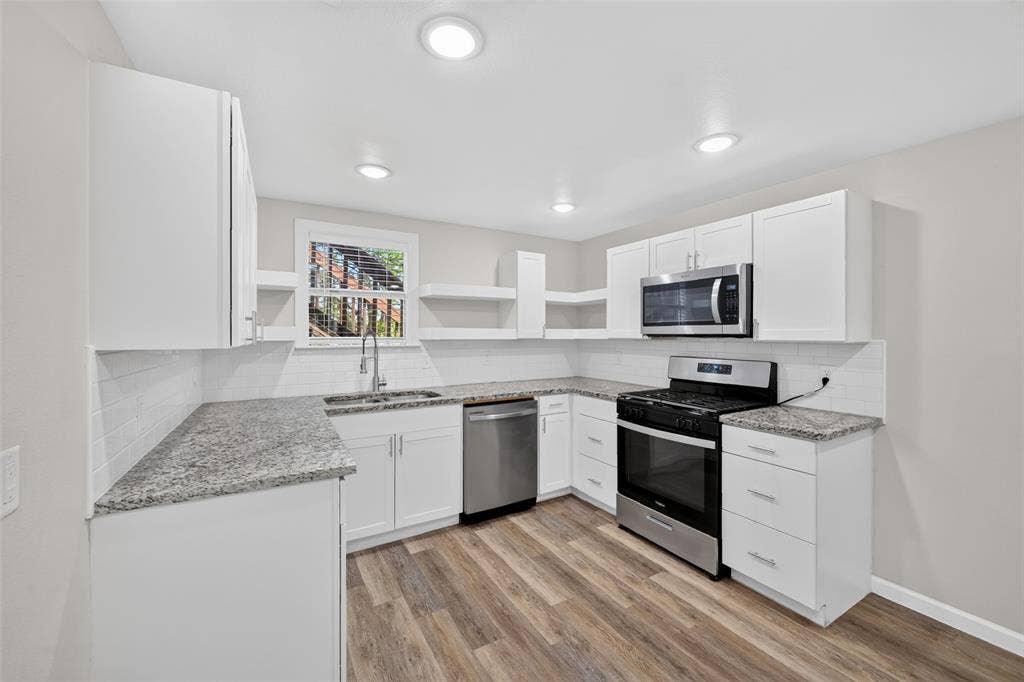 711 W Munson Street, Denison, TX 75020