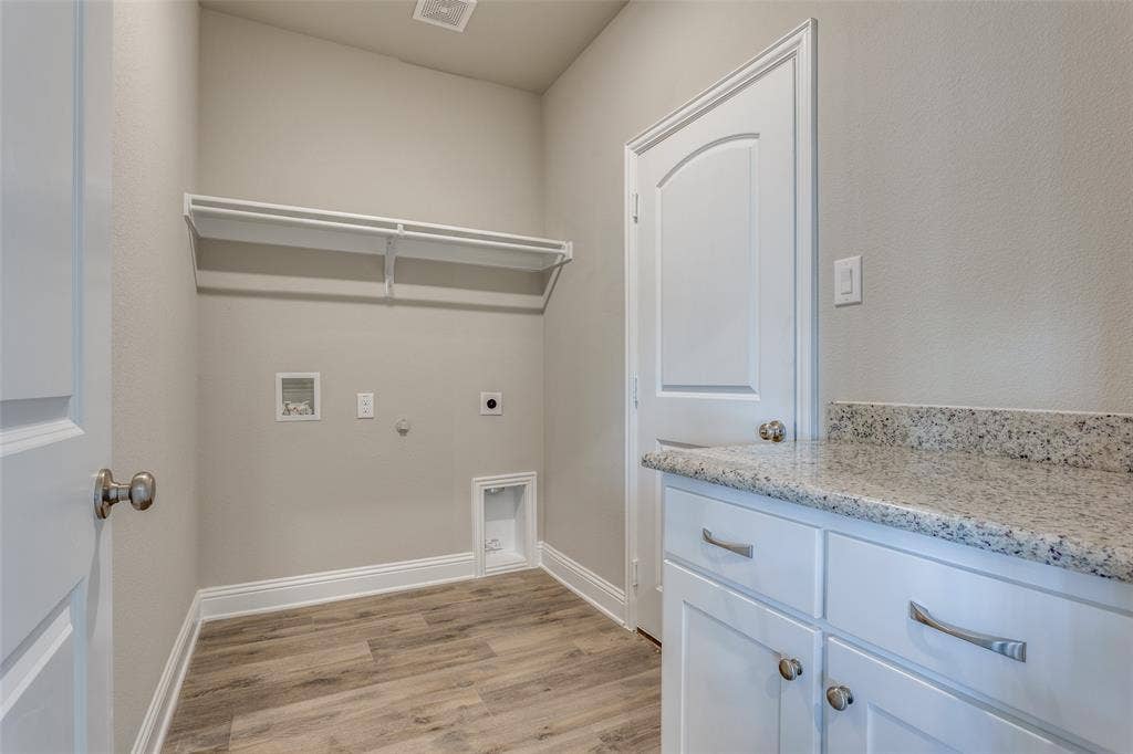 2921 Pronghorn Drive, Melissa, TX 75454 2921 Pronghorn Drive, Melissa, TX 75454
