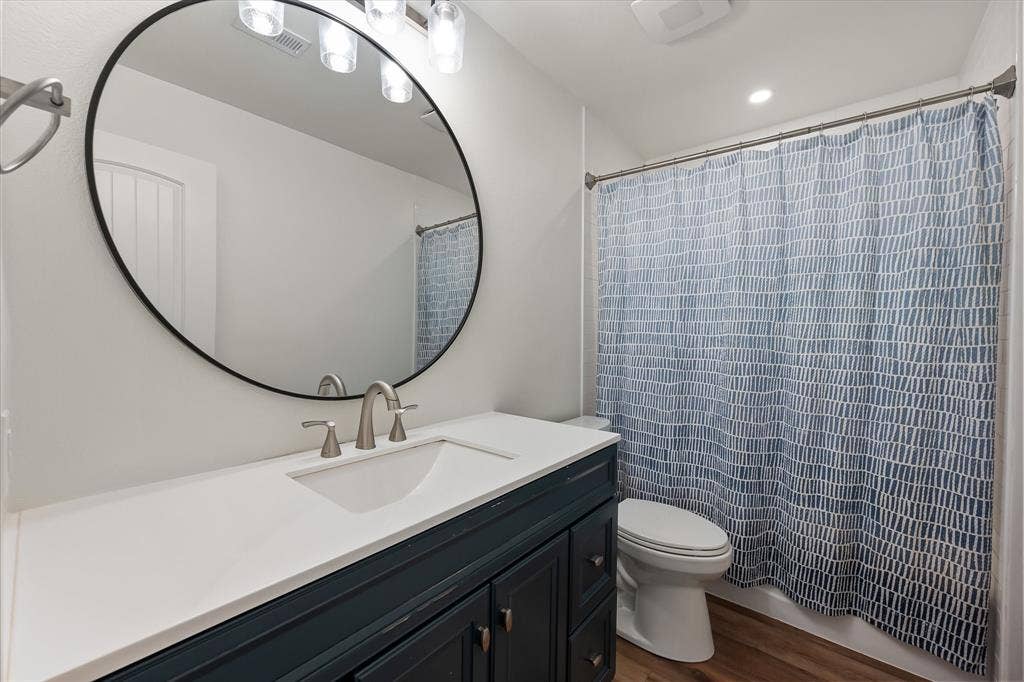 309 Quail Crest Drive, Bedford, TX 76021