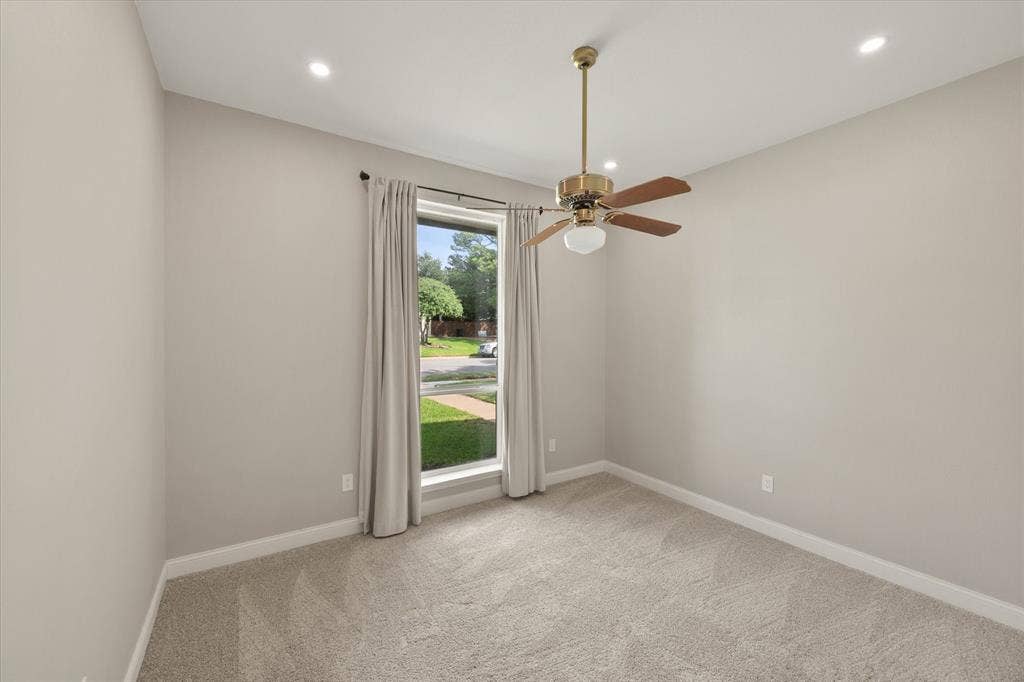 309 Quail Crest Drive, Bedford, TX 76021