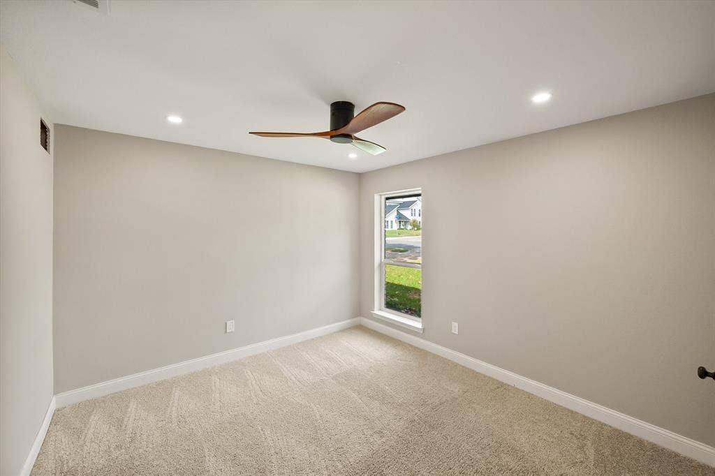 309 Quail Crest Drive, Bedford, TX 76021
