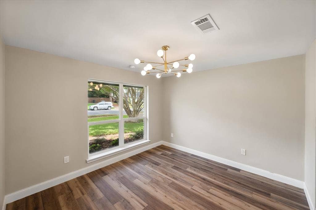 309 Quail Crest Drive, Bedford, TX 76021