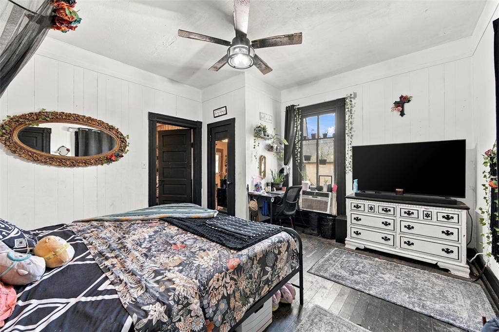 2183 Greig Drive, Robinson, TX 76706