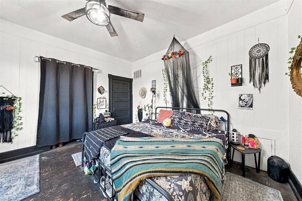 2183 Greig Drive, Robinson, TX 76706