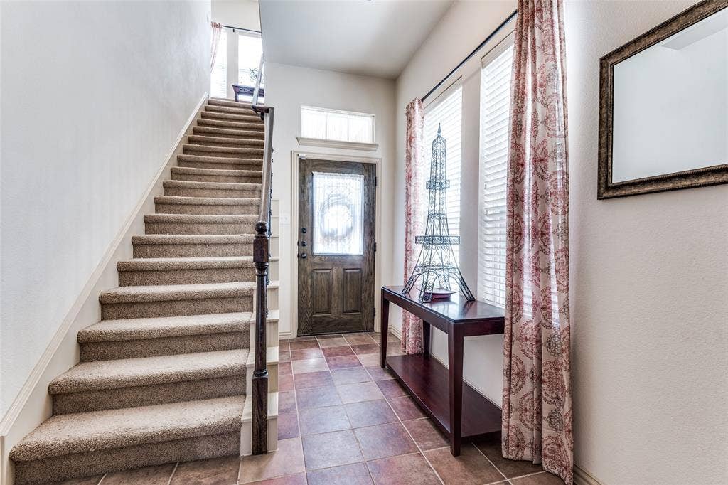 3833 Marcillia Circle, Irving, TX 75038 3833 Marcillia Circle, Irving, TX 75038