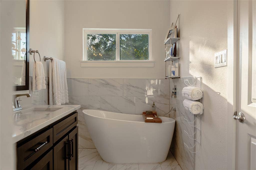 3402 Ladd Street, Dallas, TX 75212 3402 Ladd Street, Dallas, TX 75212