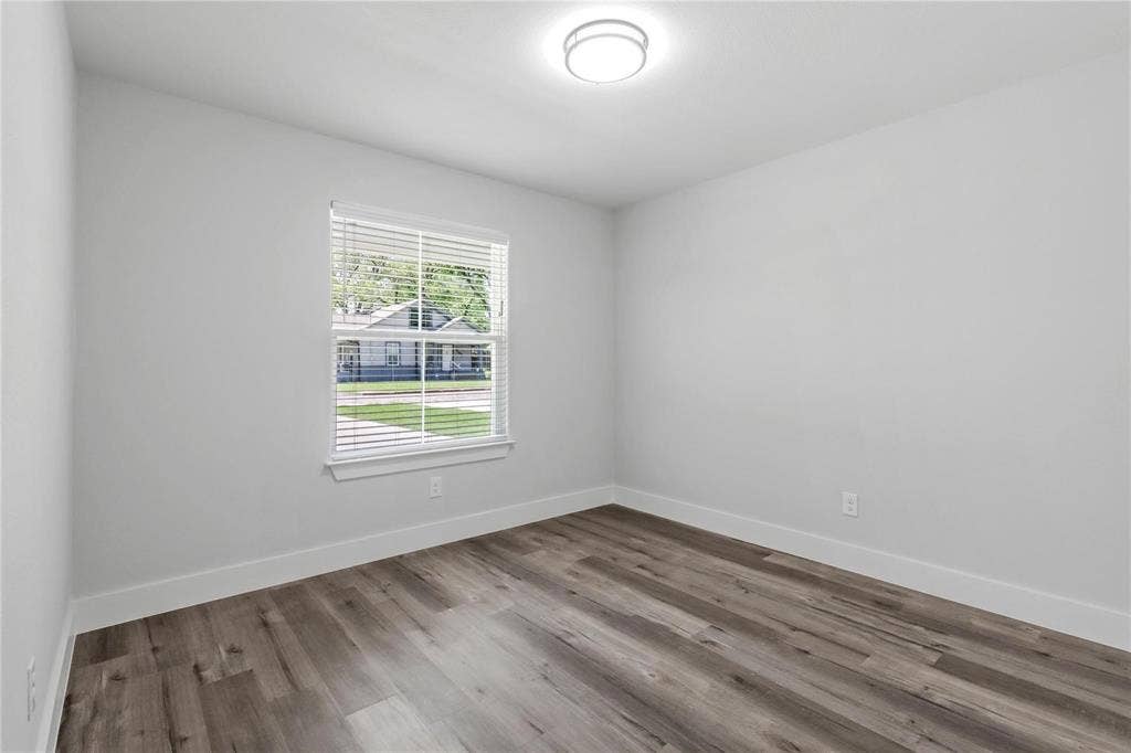 406 W 6th Street, #2, Bonham, TX 75418