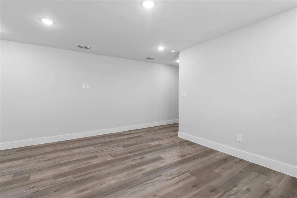 406 W 6th Street, #2, Bonham, TX 75418