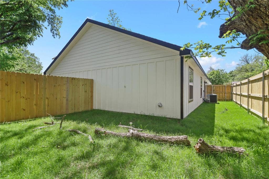 406 W 6th Street, #2, Bonham, TX 75418