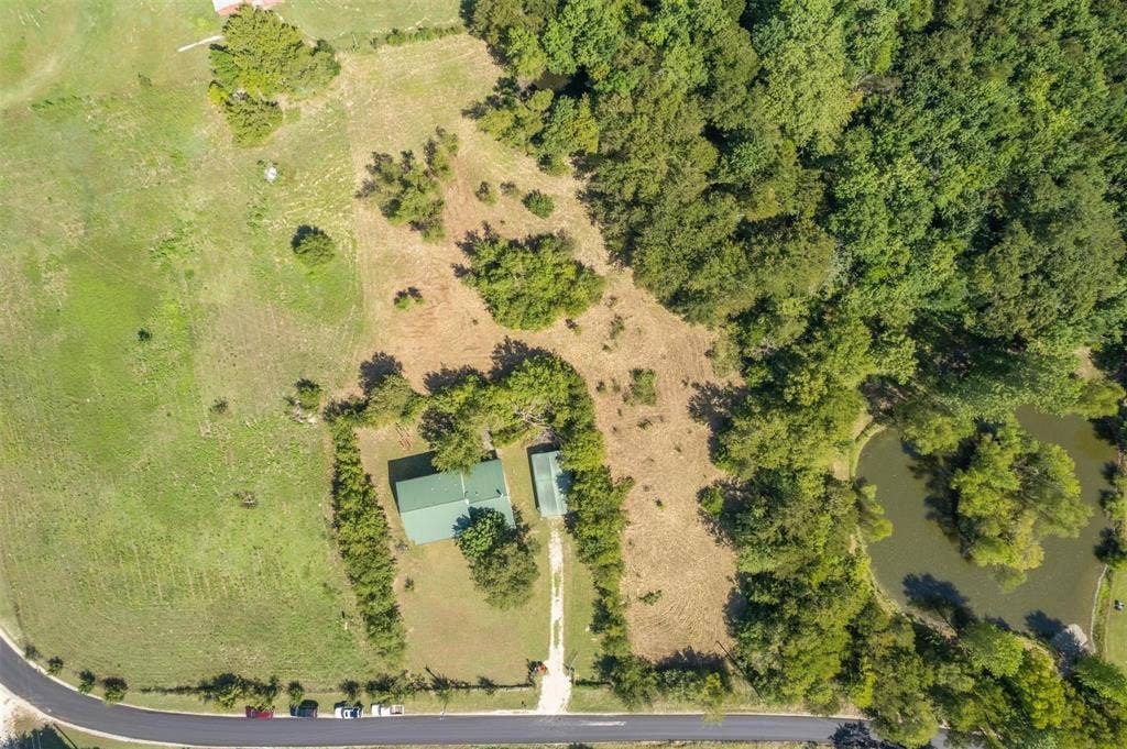 3777 County Road 1101, Celeste, TX 75423 2.38 acres