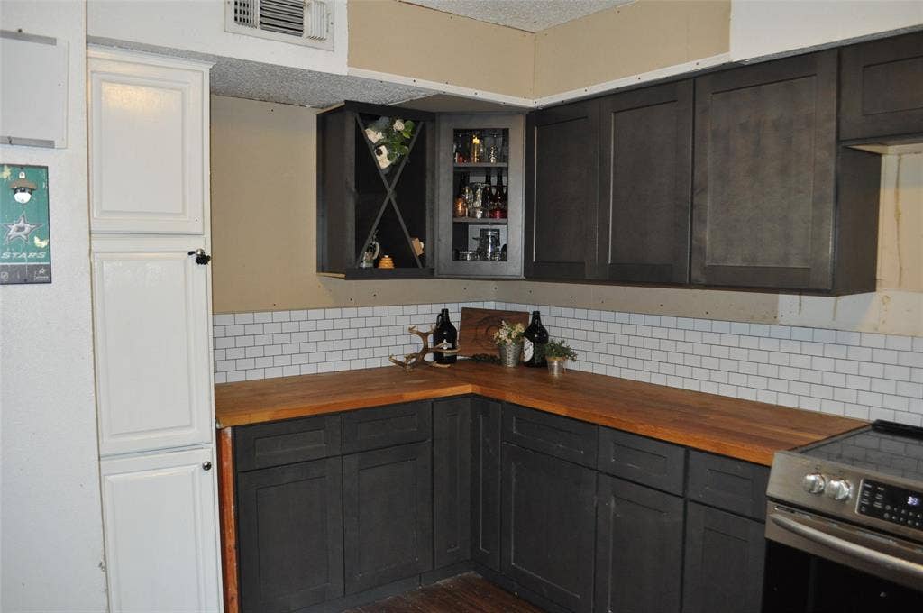 3777 County Road 1101, Celeste, TX 75423 3777 County Road 1101, Celeste, TX 75423