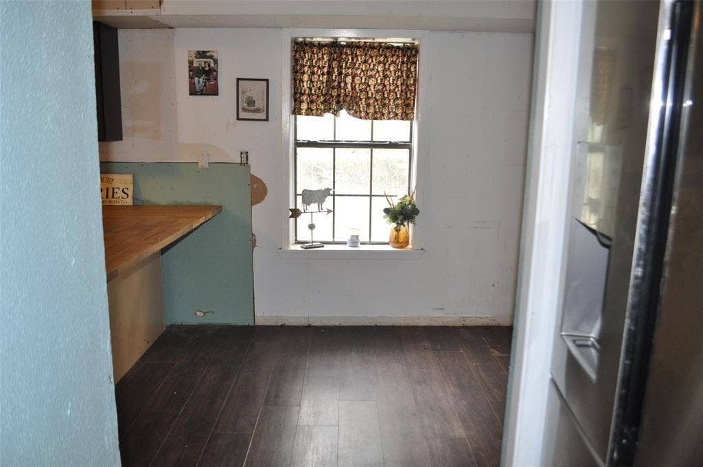 3777 County Road 1101, Celeste, TX 75423 3777 County Road 1101, Celeste, TX 75423