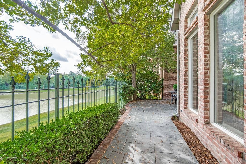12050 Lueders Lane, Dallas, TX 75230 Back patio