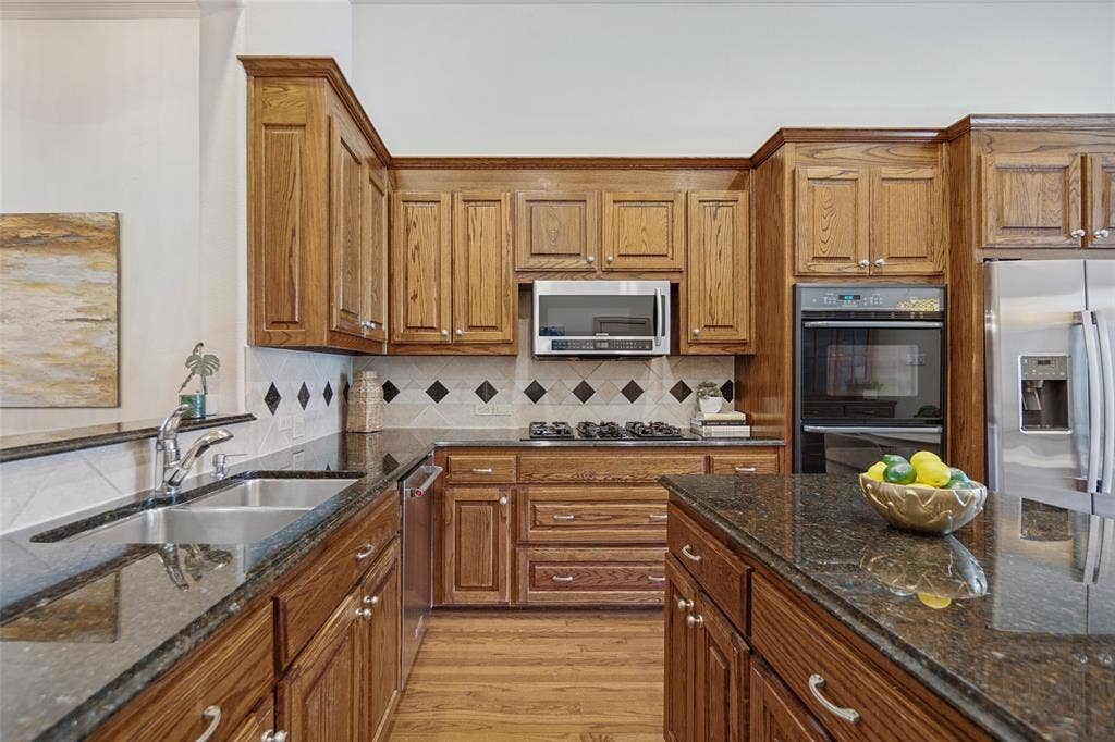12050 Lueders Lane, Dallas, TX 75230 Kitchen