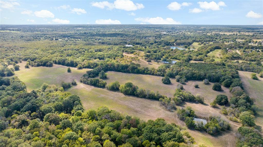 1046 Shelton Hill Road, Paris, TX 75462