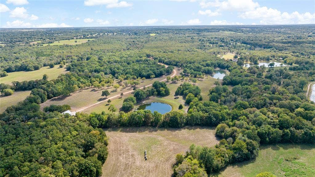 1046 Shelton Hill Road, Paris, TX 75462