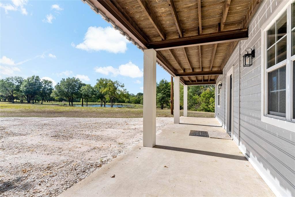 1046 Shelton Hill Road, Paris, TX 75462