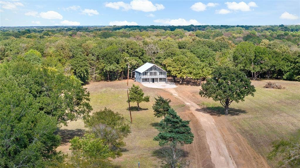 1046 Shelton Hill Road, Paris, TX 75462
