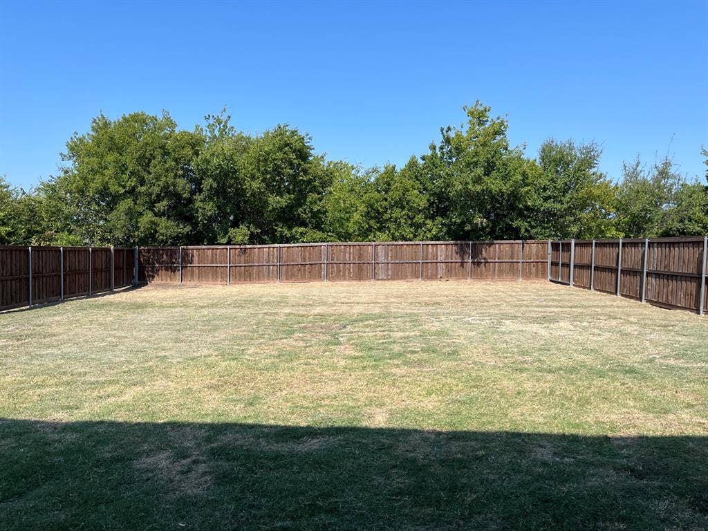 200 Holster Hollow Road, Newark, TX 76071