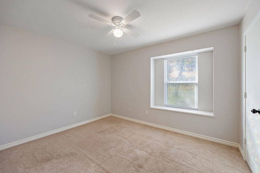 8217 O'Brian, North Richland Hills, TX 76180