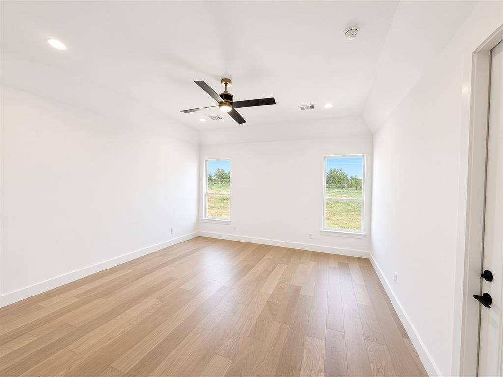 116 Turtle Back Ridge, Decatur, TX 76234