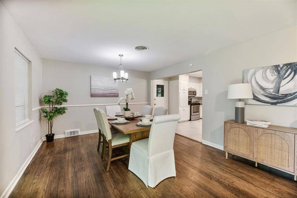 4516 Rolling Hills Drive, Fort Worth, TX 76119 4516 Rolling Hills Drive, Fort Worth, TX 76119