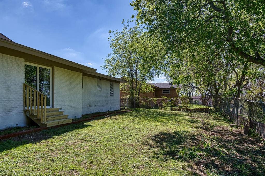 4516 Rolling Hills Drive, Fort Worth, TX 76119 4516 Rolling Hills Drive, Fort Worth, TX 76119
